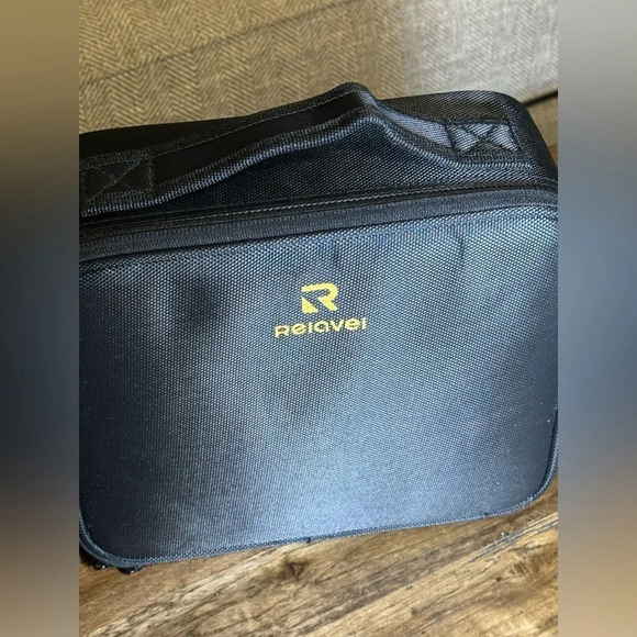 NWOT Relavel BLK Zip Around Professional Cosmetic Makeup Skincare Med Train Case - Picture 3 of 11